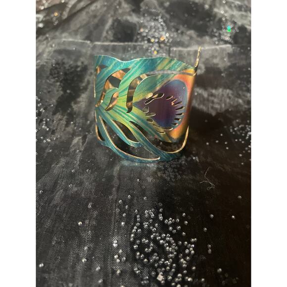 No Brand Jewelry - Cuff bracelet flower detailing unisex